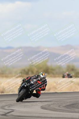 media/Nov-16-2025-Race Pace (Sun) [[8c5fa54630]]/Verified Riders/7-Turn 4 (1155am)/